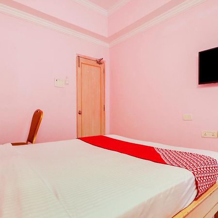 Super Collection O 77115 Vaishnavi Palace Hajdarábád Exteriér fotografie