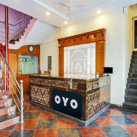 Super Collection O 77115 Vaishnavi Palace Hajdarábád Exteriér fotografie